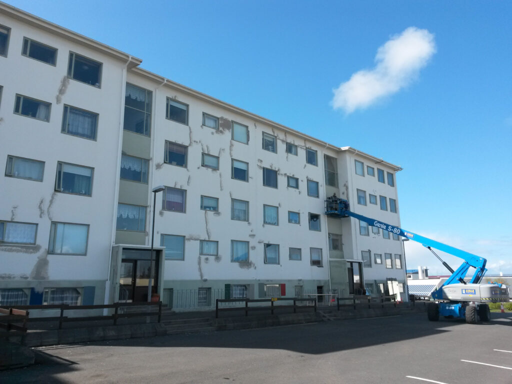 Tré og málun, Málarameistari, Þakviðgerðir, Gluggaskipti, Almennt viðhald fasteigna, Gerum tilboð að kostnaðarlausu
