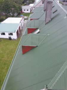 Tré og málun, Málarameistari, Þakviðgerðir, Gluggaskipti, Almennt viðhald fasteigna, Gerum tilboð að kostnaðarlausu