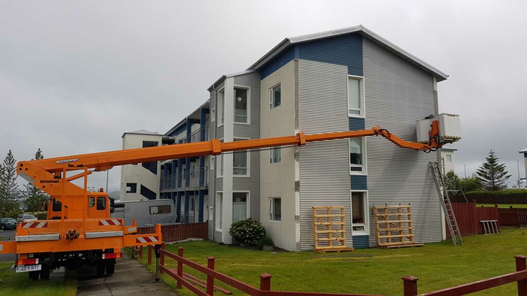 Álfaborgir 2 Tré og málun, Málarameistari, Þakviðgerðir, Gluggaskipti, Almennt viðhald fasteigna, Gerum tilboð að kostnaðarlausu